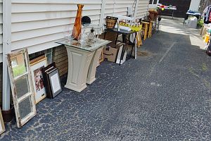 GARAGE SALE