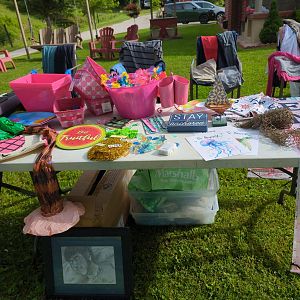Yard sale photo in Greenup, KY