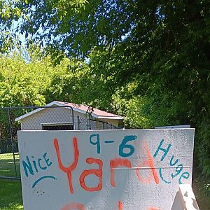 Yard sale photo in Benton Harbor, MI