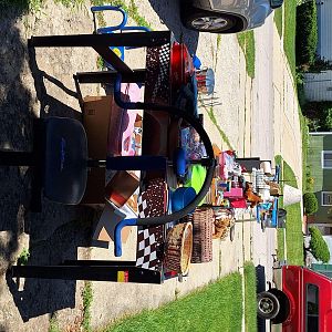 Yard sale photo in Glendale Heights, IL