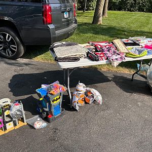 Yard sale photo in Countryside, IL