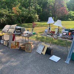 Yard sale photo in Pepper Pike, OH