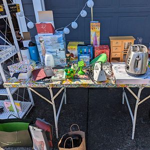 Yard sale photo in Beaverton, OR