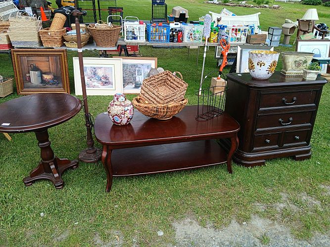 Huge yard Sale Open Today MONDAY HUGE photo