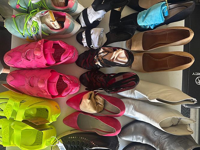 FASHION GARAGE SALE photo