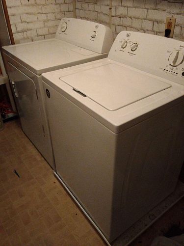Moving out sale photo