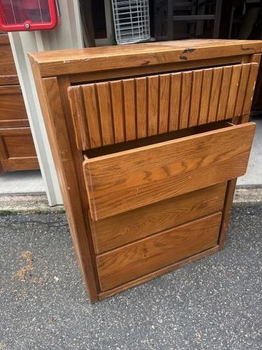 RARITAN SELF STORAGE FURNITURE AND HH ITEMS photo