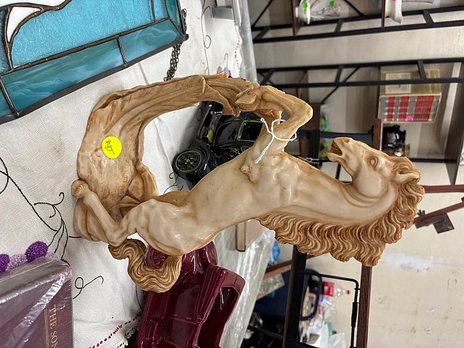 Multi-Estate Sale 50% off Sunday - Hartville Estate Sales photo