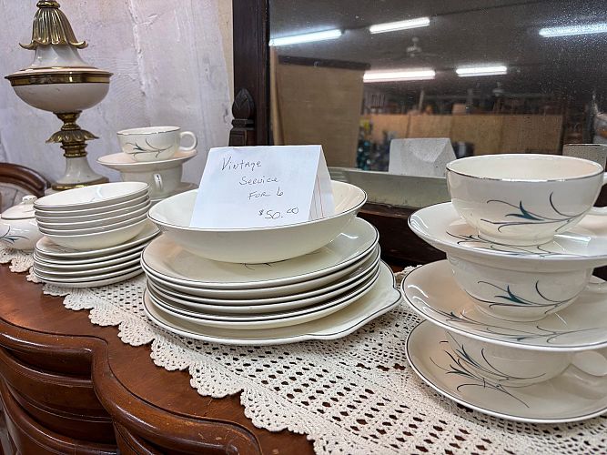 Multi-Estate Sale 50% off Sunday - Hartville Estate Sales photo