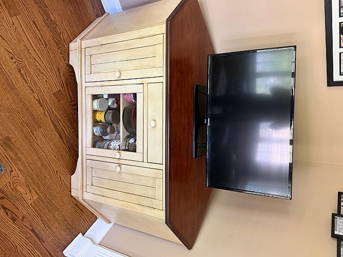 Moving sale photo