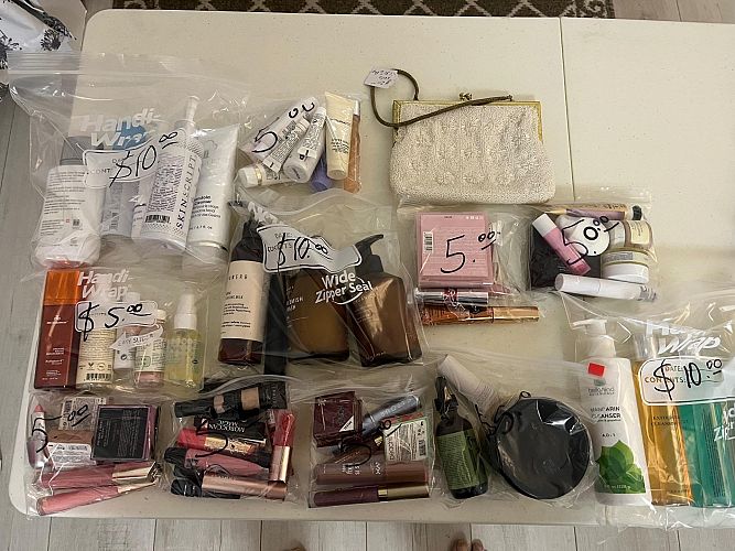 Huge yard sale photo