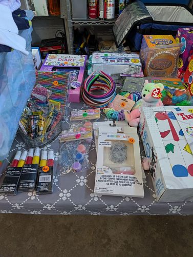GARAGE SALE photo