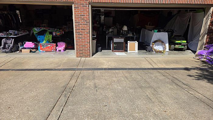 5 FAMILY GARAGE SALE