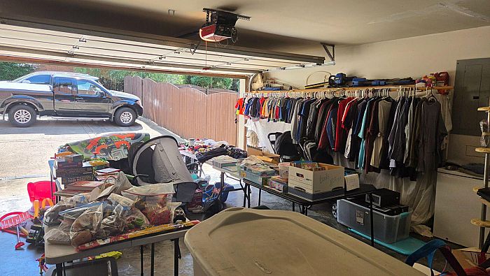 5 FAMILY GARAGE SALE photo