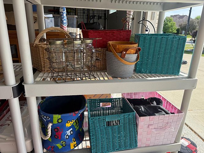 🚨 HUGE GARAGE SALE – Palmer Ranch Neighborhood Sale! 🚨 photo