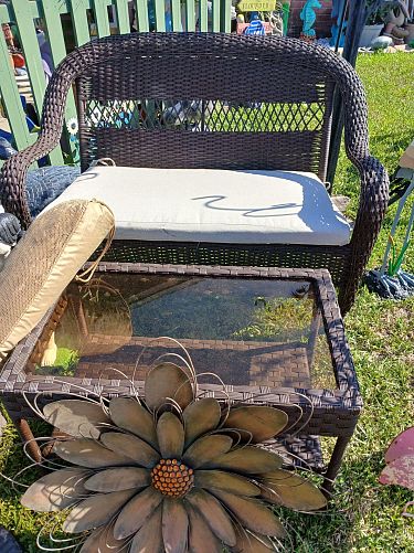Big Garage Sale photo