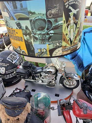 Big Garage Sale photo