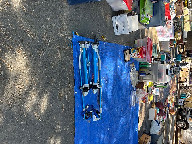 Yard sale cover