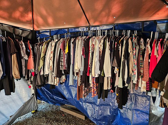 Yard/Garage Sale (LOTS OF CLOTHES) - All week photo