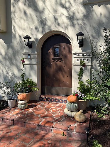 Huge Multiple Vendor Market at Historic Villa cover